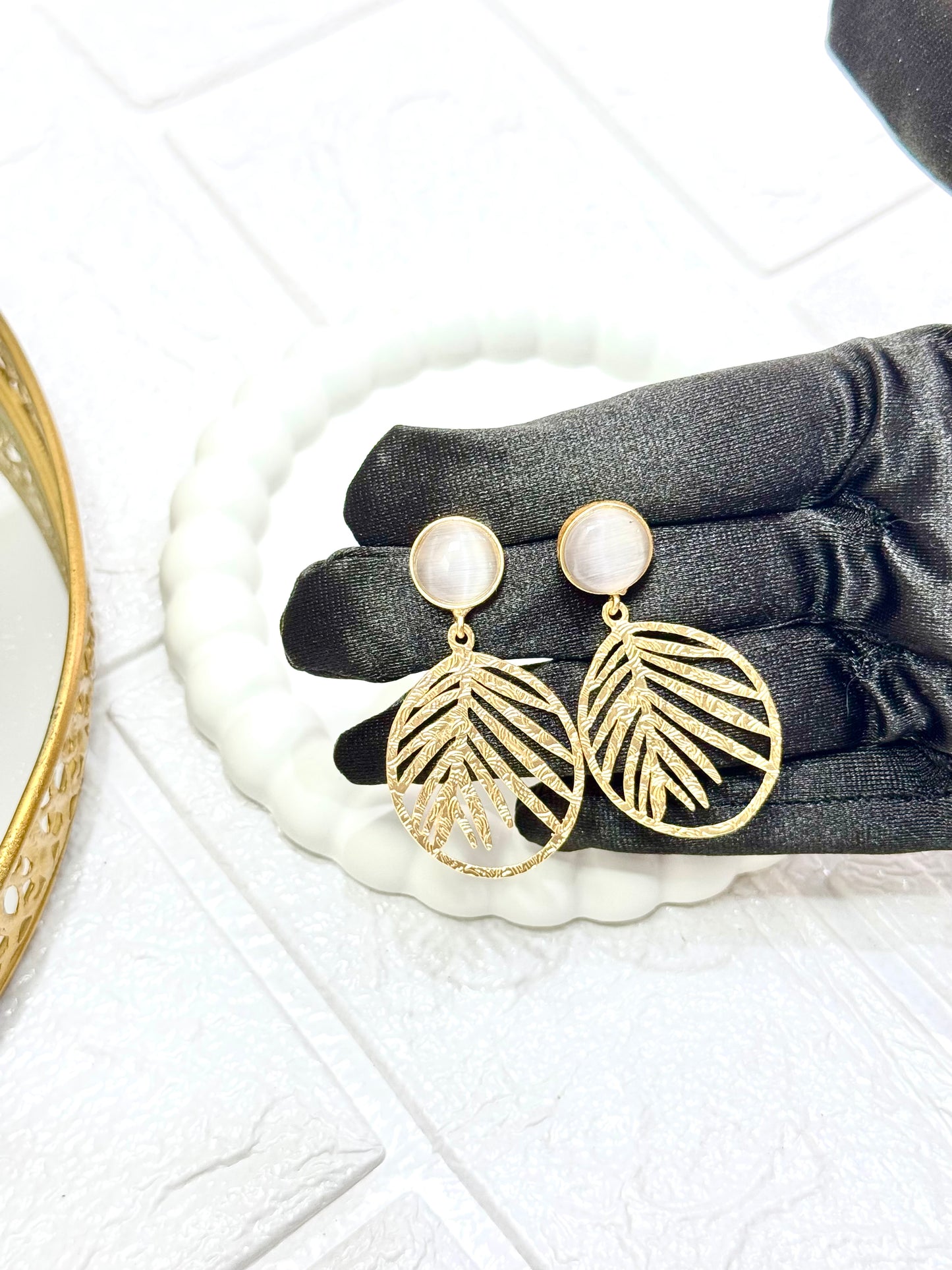 Grey Frond Earrings