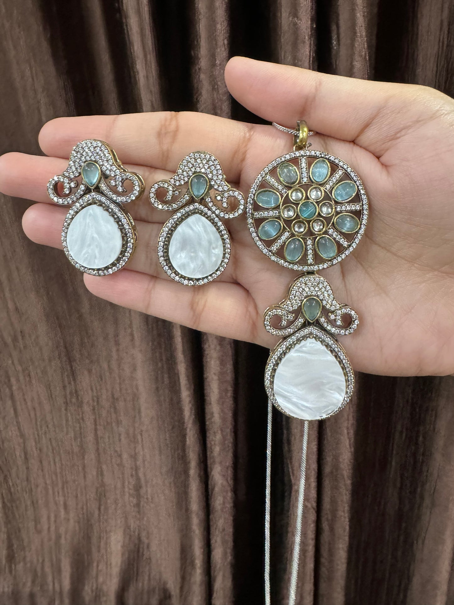 Turquoise Mahsa Necklace