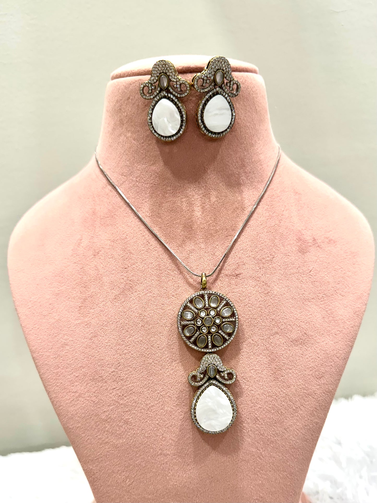 Grey Mahsa Necklace