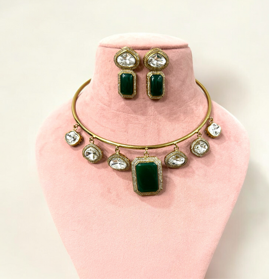 Shahnaaz Emerald Hasli