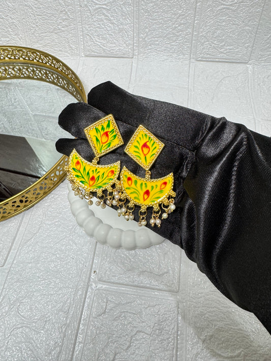 Yellow Rubaab Chandbaali