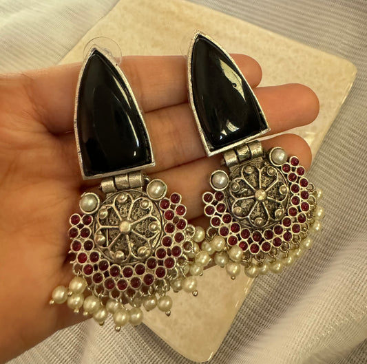 Black Sama Earrings