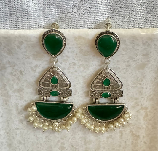 Emerald Tanvi Earrings