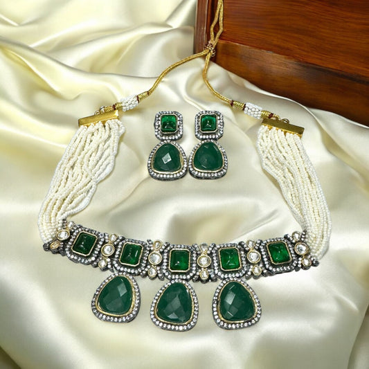 Dual Tone Emerald Roya Choker