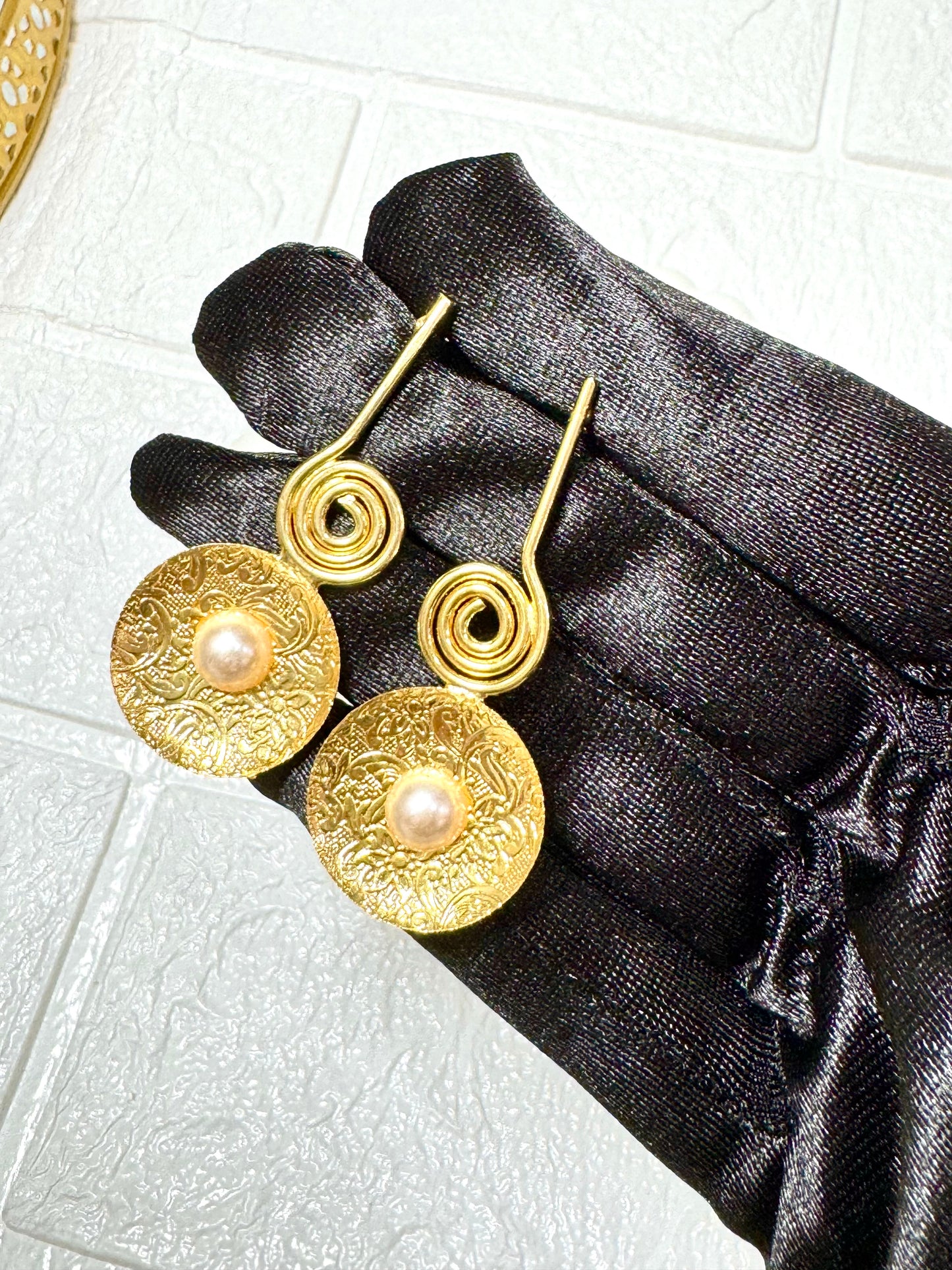 Round Pearl Dangles