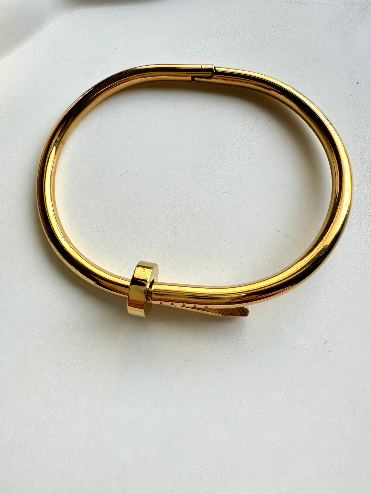 Anti Tarnish Gold Nail Bracelet