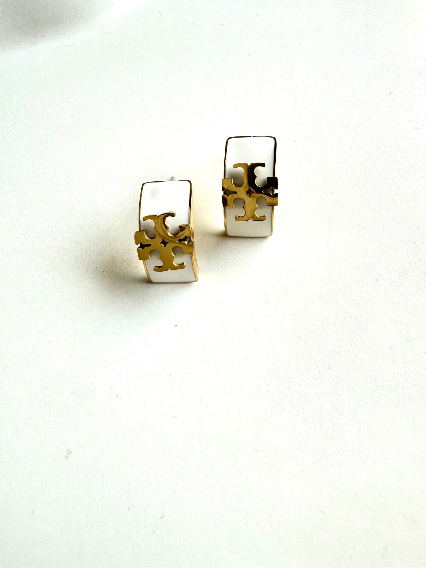 Anti Tarnish  Gloss Studs