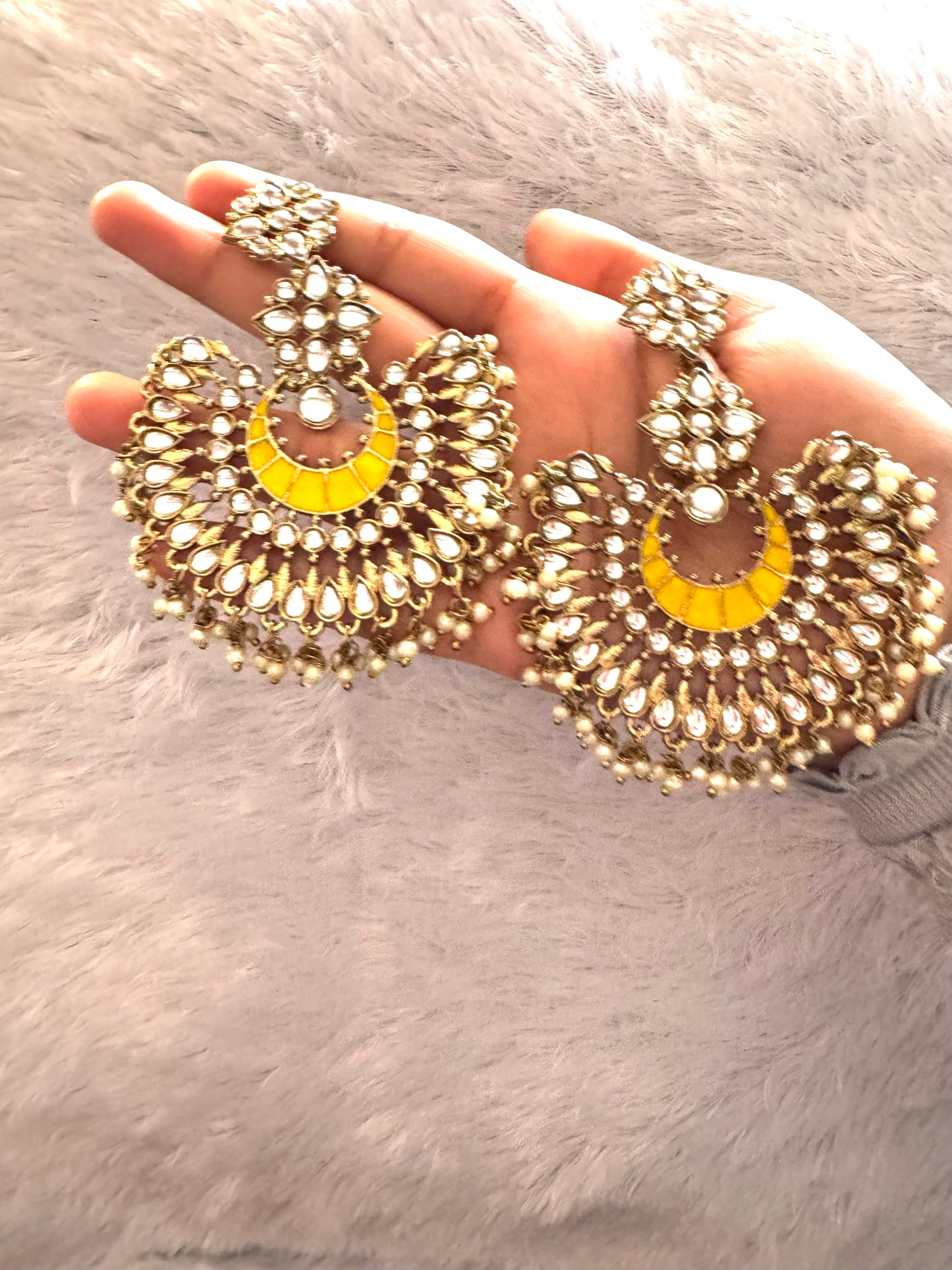 Yellow Roshi Chandbaali