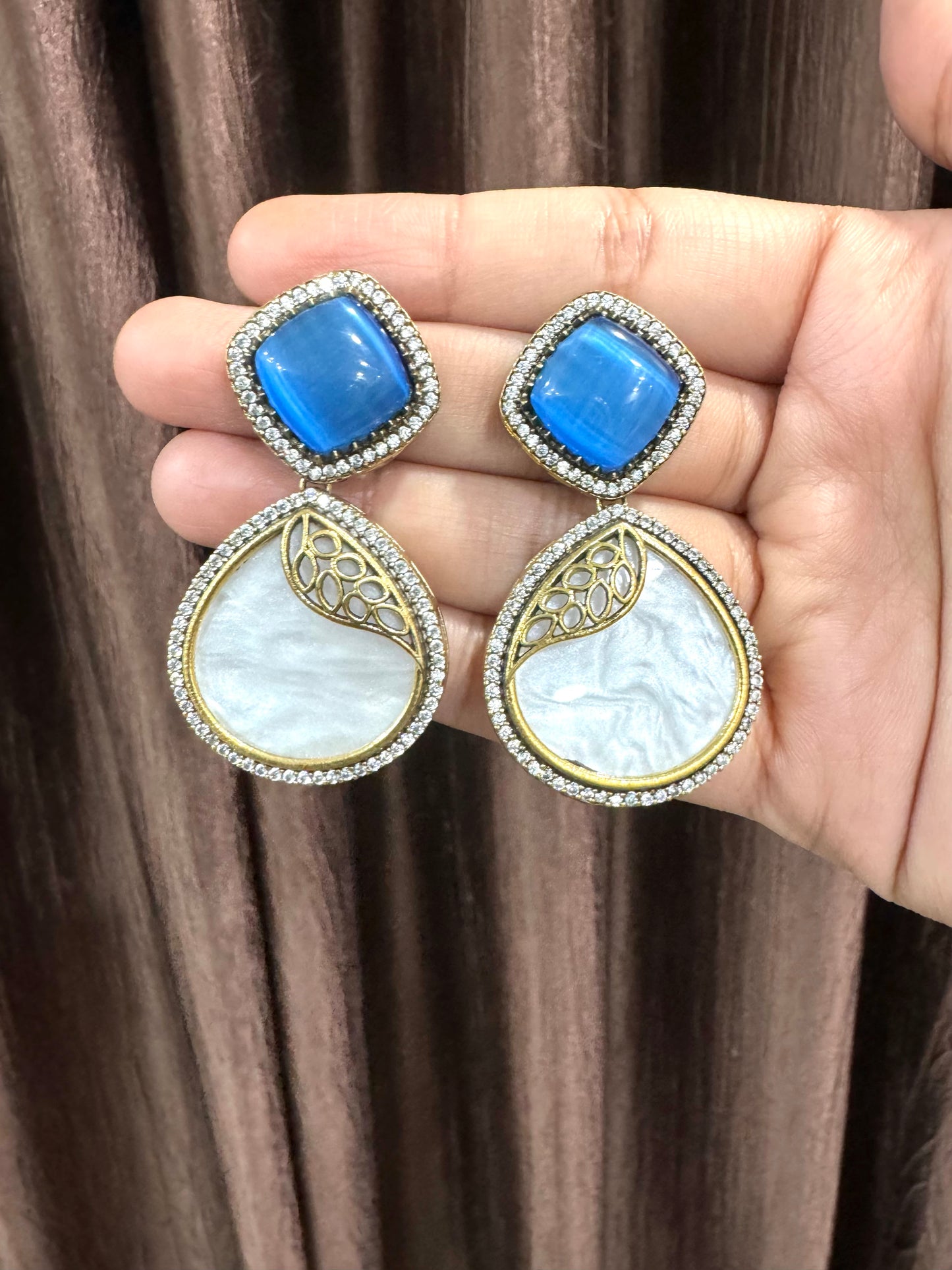 Blue Nishat Necklace