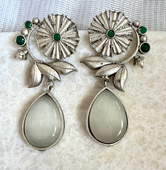 White Mehek Earrings