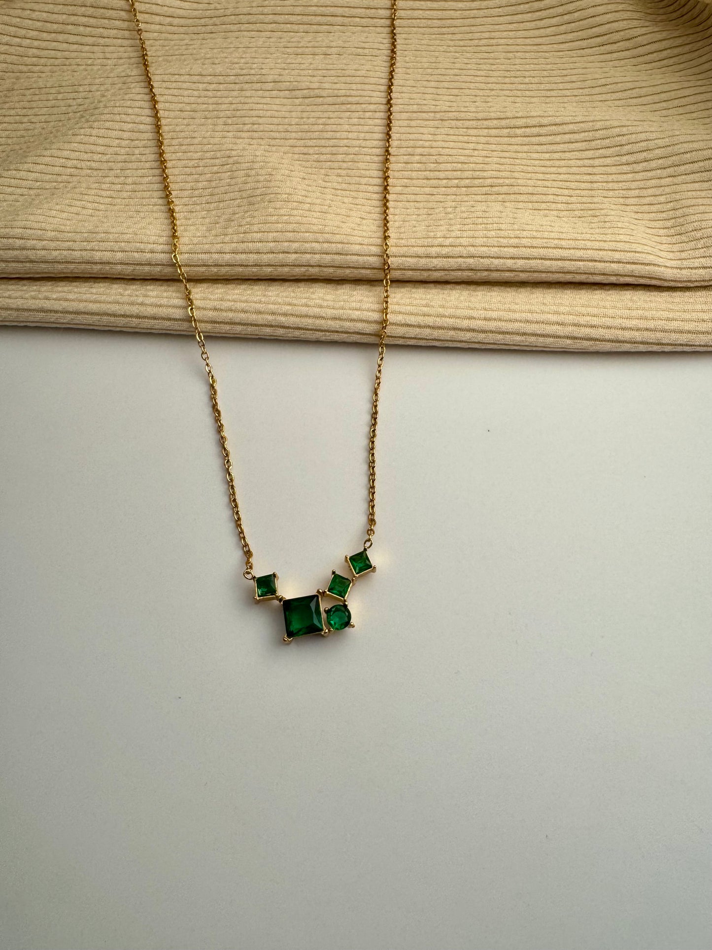 Emerald Aura Necklace