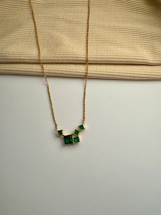 Emerald Aura Necklace