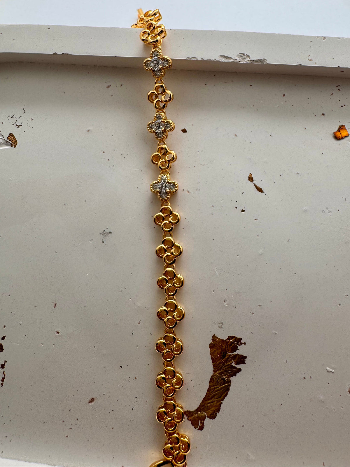 Anti Tarnish Floral Loose Bracelet