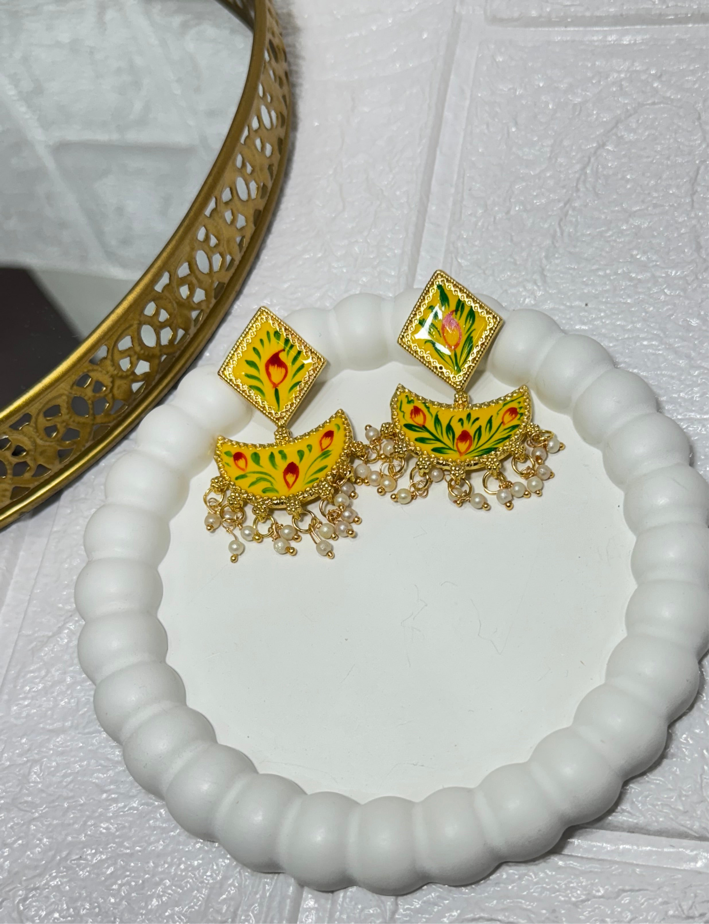 Yellow Rubaab Chandbaali
