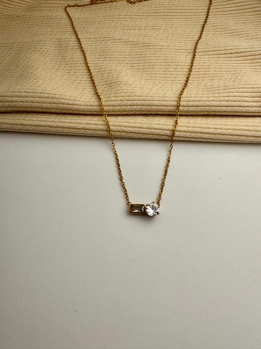Modern Bar Necklace