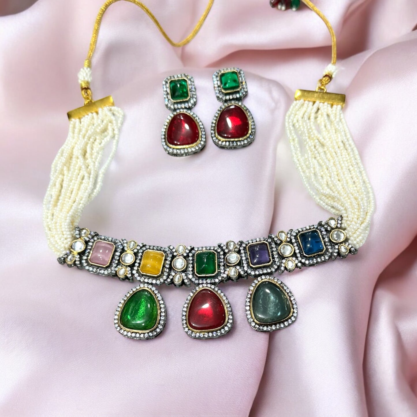 Dual Tone Multicolour Roya Choker