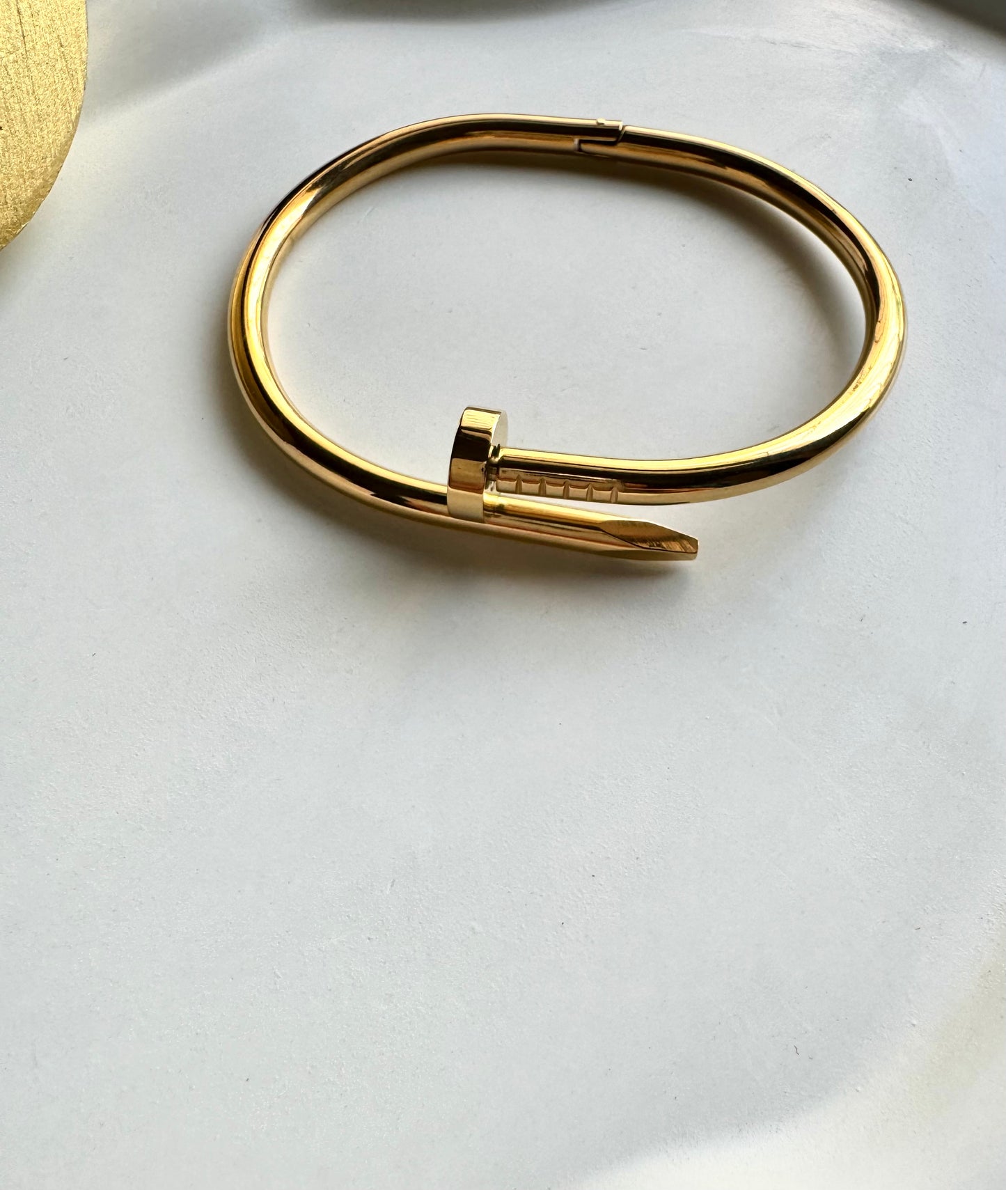 Anti Tarnish Gold Nail Bracelet