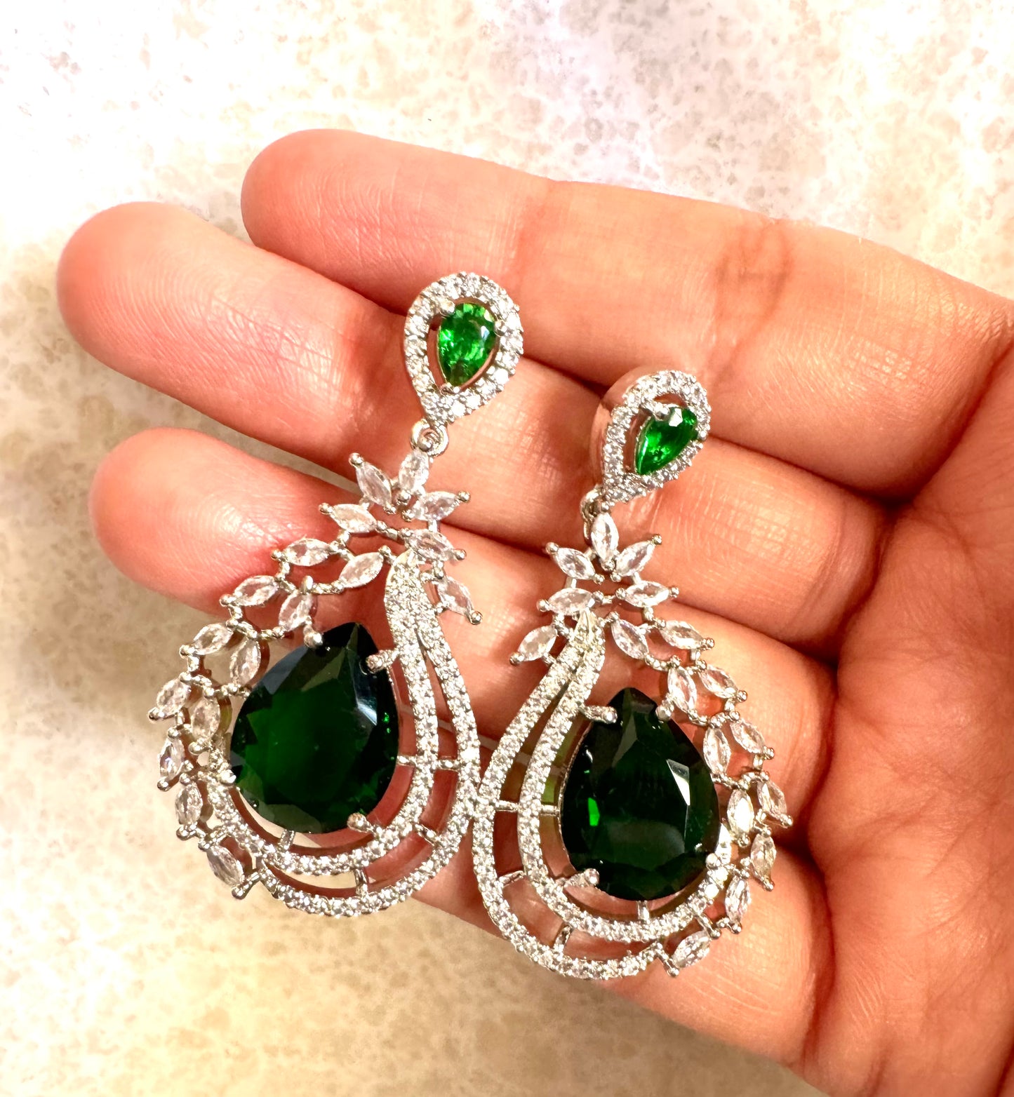 Emerald Shine Earrings